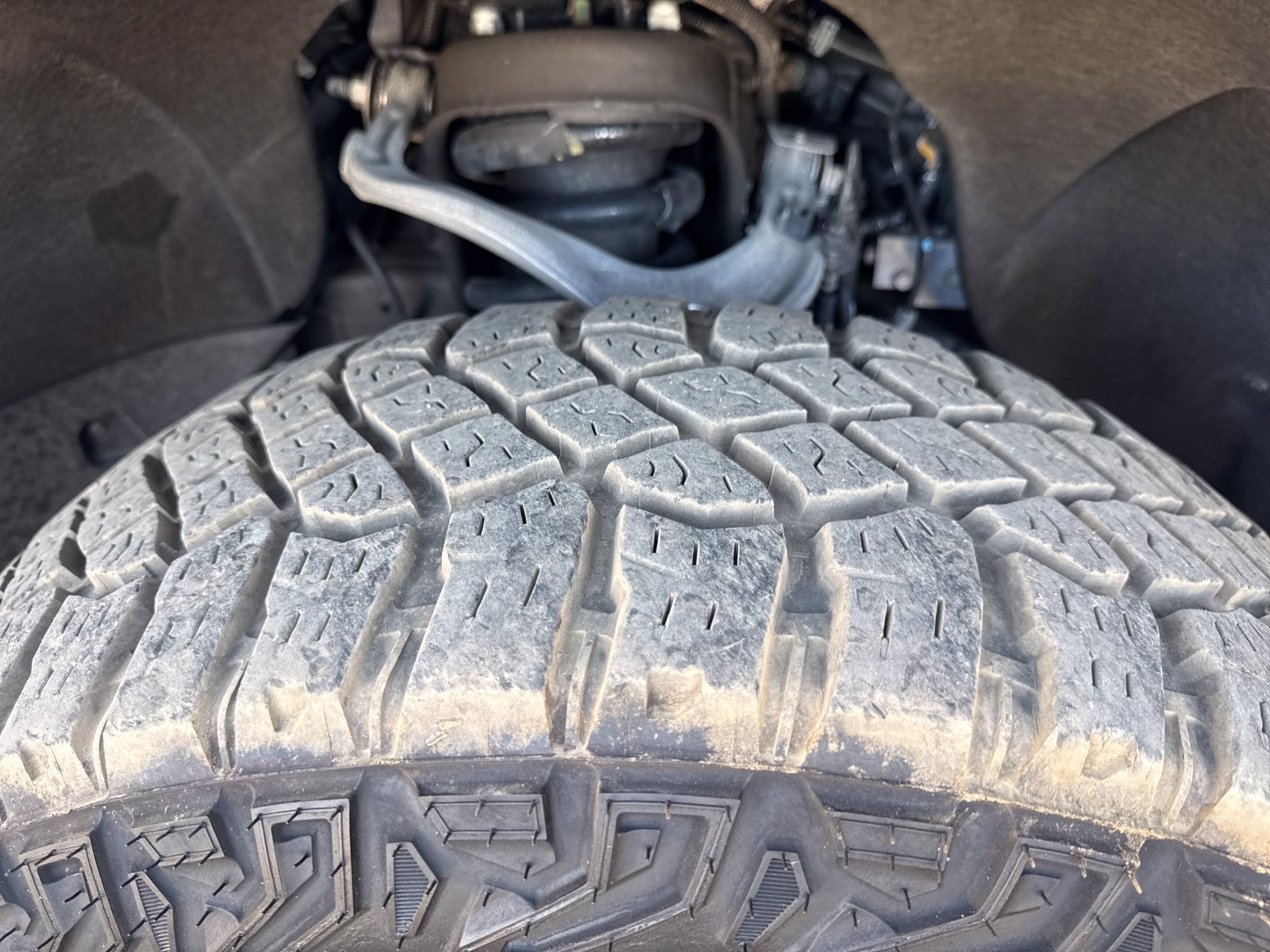 Used 2024 GMC Sierra 1500 AT4X AWD/4WD image 28