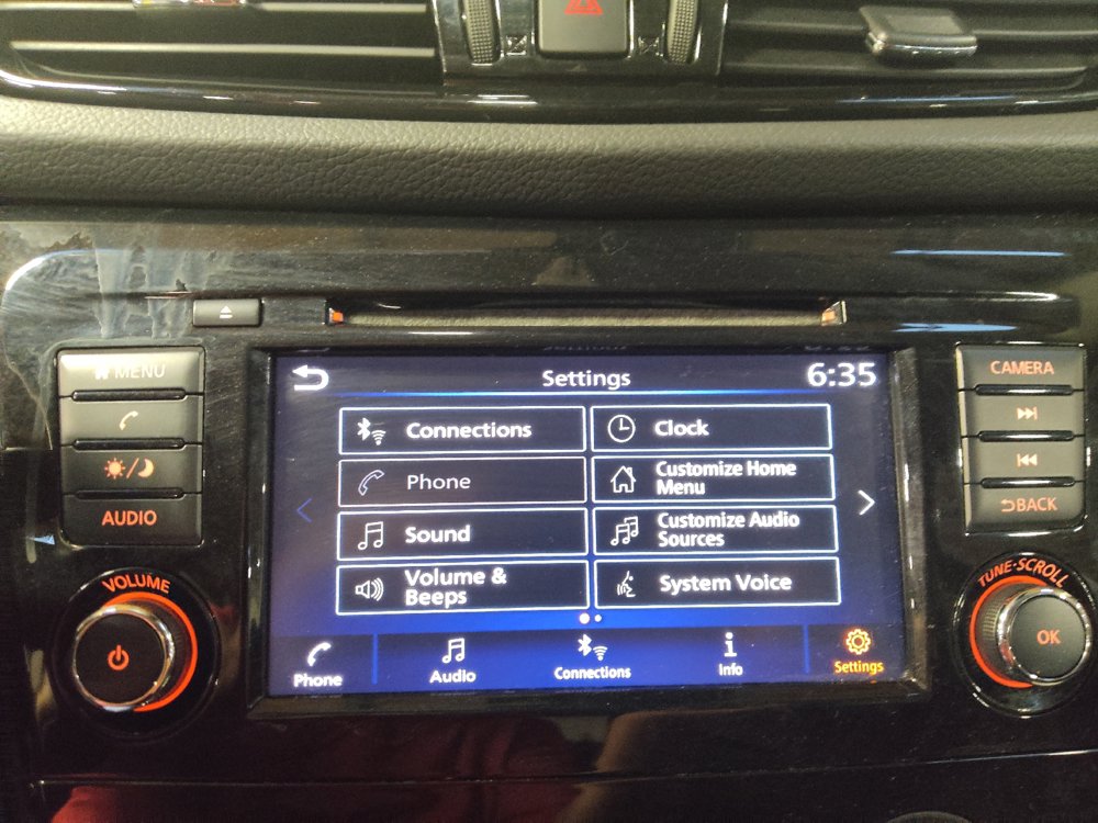 Used 2021 Nissan Rogue Sport S FWD image 25