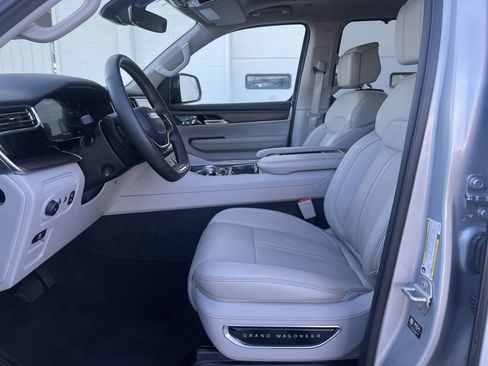 Used 2024 Jeep Grand Wagoneer Series I w/ Flexible Seating Group image 24