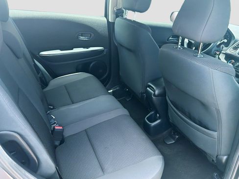 Used 2021 Honda HR-V LX image 25