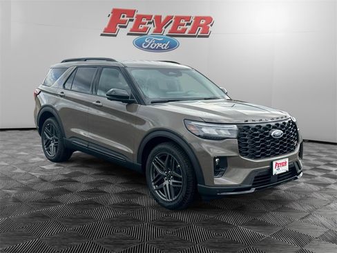 New 2026 Ford Explorer ST image 3