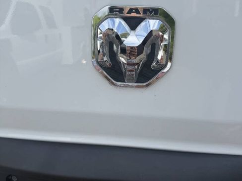 Used 2025 RAM ProMaster 2500 w/ Convenience Group FWD image 13