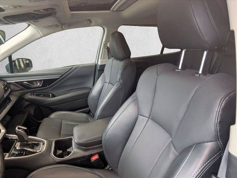 Used 2024 Subaru Outback Limited AWD/4WD image 9