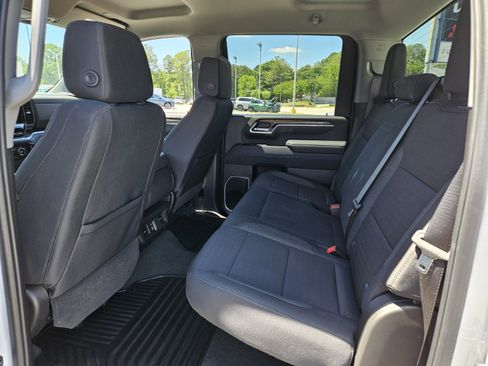 Used 2025 Chevrolet Silverado 2500 LT w/ Safety Package AWD/4WD image 10