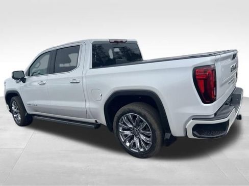 Used 2022 GMC Sierra 1500 Denali w/ Denali Reserve Package AWD/4WD image 13