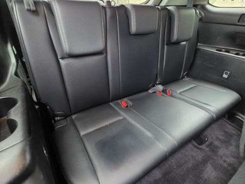 Used 2016 Toyota Highlander XLE AWD/4WD image 14
