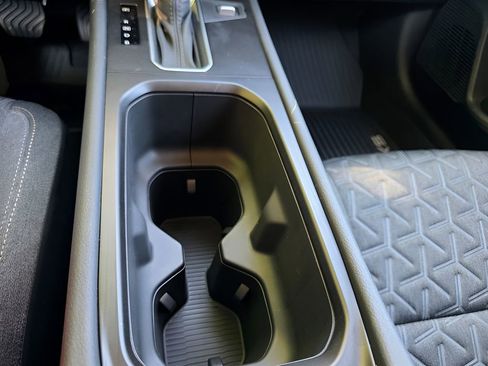 New 2026 Nissan Kicks SV w/ Charging Package FWD image 22