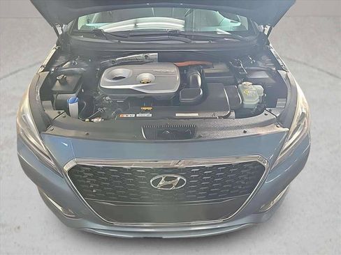 Used 2016 Hyundai Sonata SE image 9