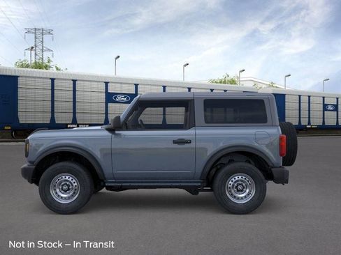 New 2025 Ford Bronco 2-Door image 3