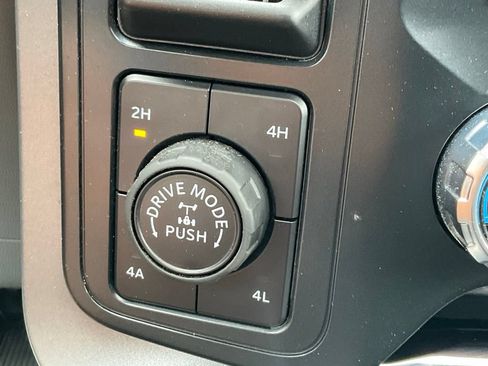 Used 2025 Ford F150 Lariat w/ Equipment Group 501A Mid AWD/4WD image 10