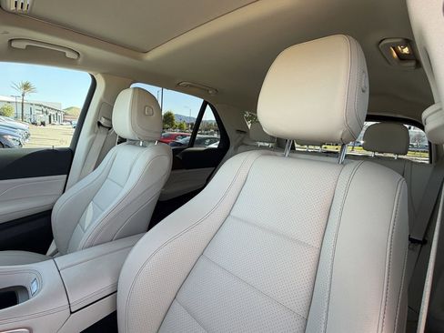 Used 2022 Mercedes-Benz GLE 350 image 19