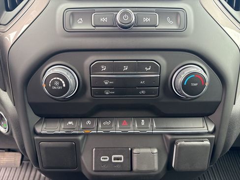 Used 2025 Chevrolet Silverado 1500 Custom w/ Turbomax Blackout Package image 20