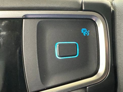 New 2025 Ford Expedition Active image 12