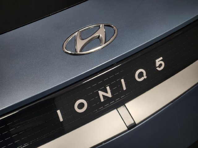 Certified 2024 Hyundai Ioniq 5 SEL AWD/4WD image 9