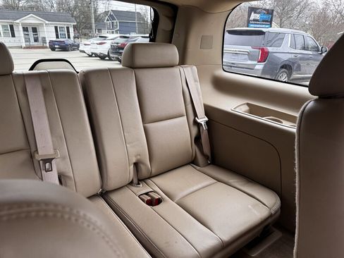 Used 2011 Chevrolet Tahoe LTZ image 28