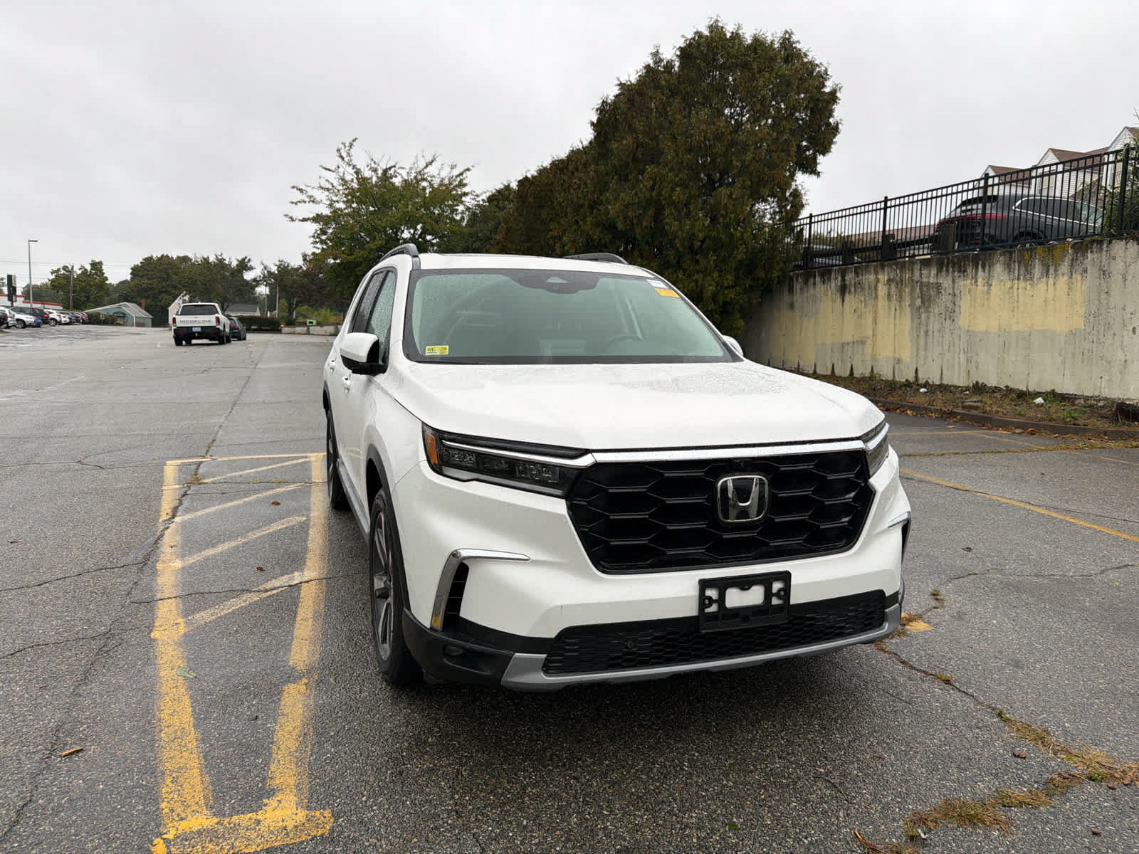 Used 2024 Honda Pilot Elite image 2