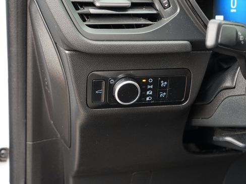 Used 2023 Ford Escape ST-Line w/ Tech Pack #1 AWD/4WD image 19