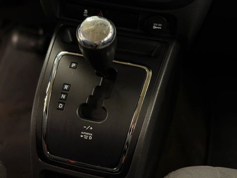 Used 2016 Jeep Patriot Sport image 24