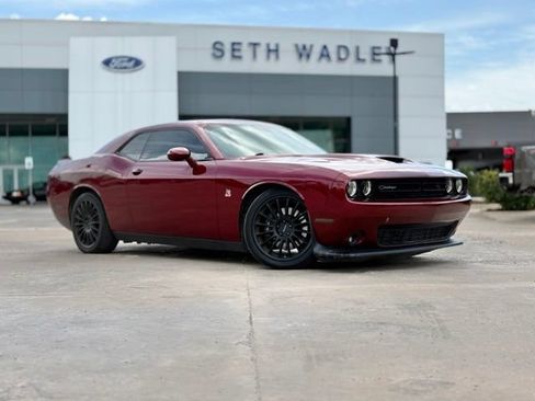 Used 2021 Dodge Challenger R/T Scat Pack RWD image 9