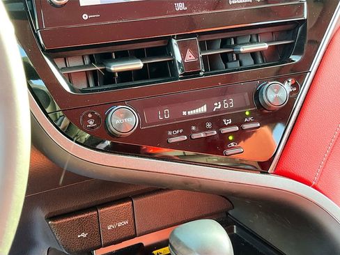 Used 2024 Toyota Camry XSE w/ Navigation Package FWD image 16