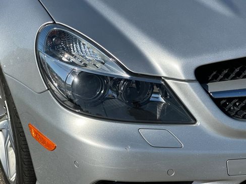 Used 2009 Mercedes-Benz SL 550 image 44