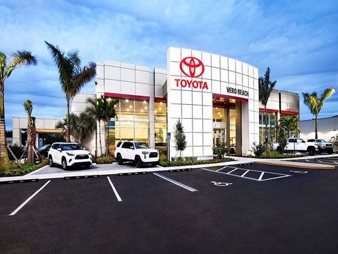 Used 2023 Honda Pilot EX-L image 3
