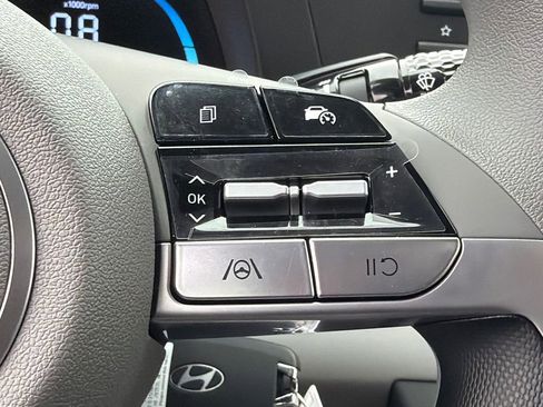 New 2026 Hyundai Elantra SE image 25