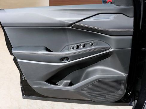 New 2026 Jeep Cherokee Limited image 10