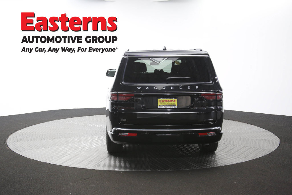 Used 2024 Jeep Wagoneer L Series II RWD image 46