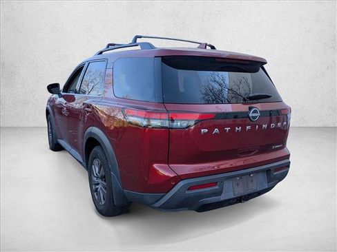 Used 2022 Nissan Pathfinder SV image 7