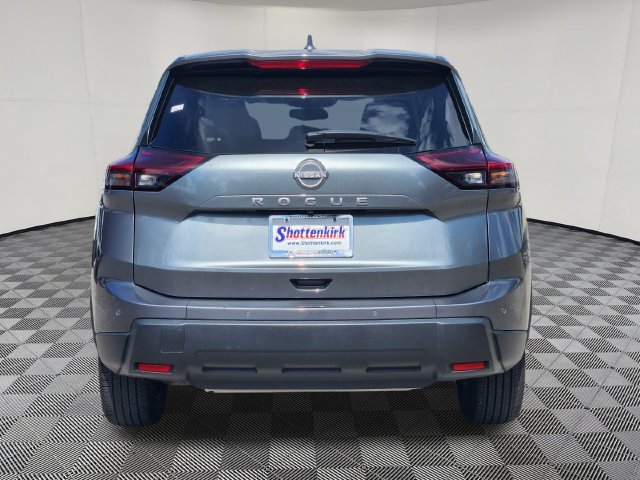 Used 2025 Nissan Rogue SV FWD image 6