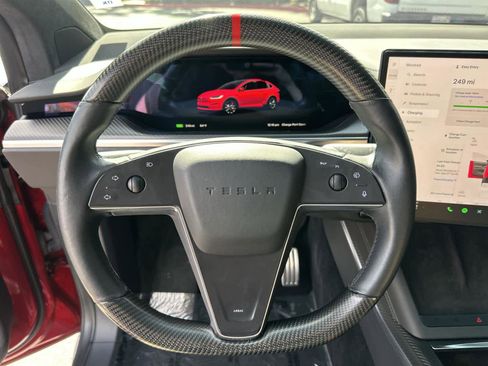 Used 2023 Tesla Model X Plaid image 15