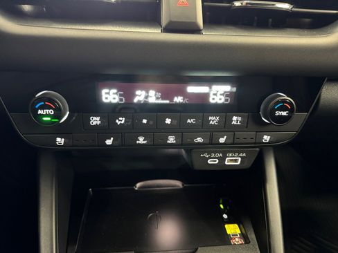 New 2026 Subaru Outback Touring AWD/4WD image 18
