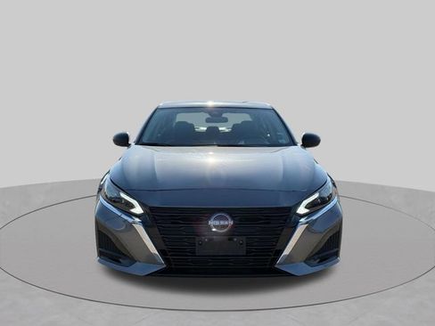 Used 2024 Nissan Altima 2.5 SV FWD image 15