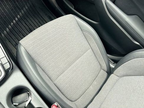 Used 2023 Kia Seltos S AWD/4WD image 28