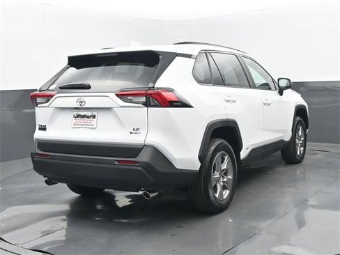 Used 2025 Toyota RAV4 LE image 20