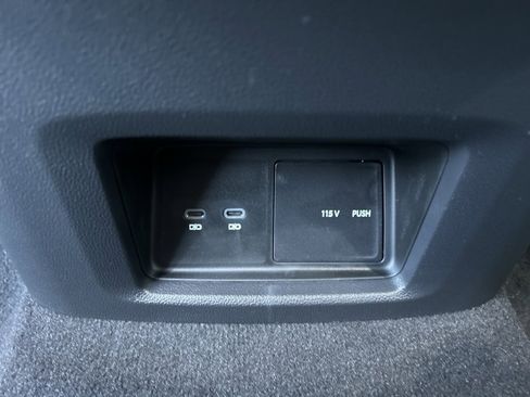 New 2026 Volkswagen Atlas SE image 27