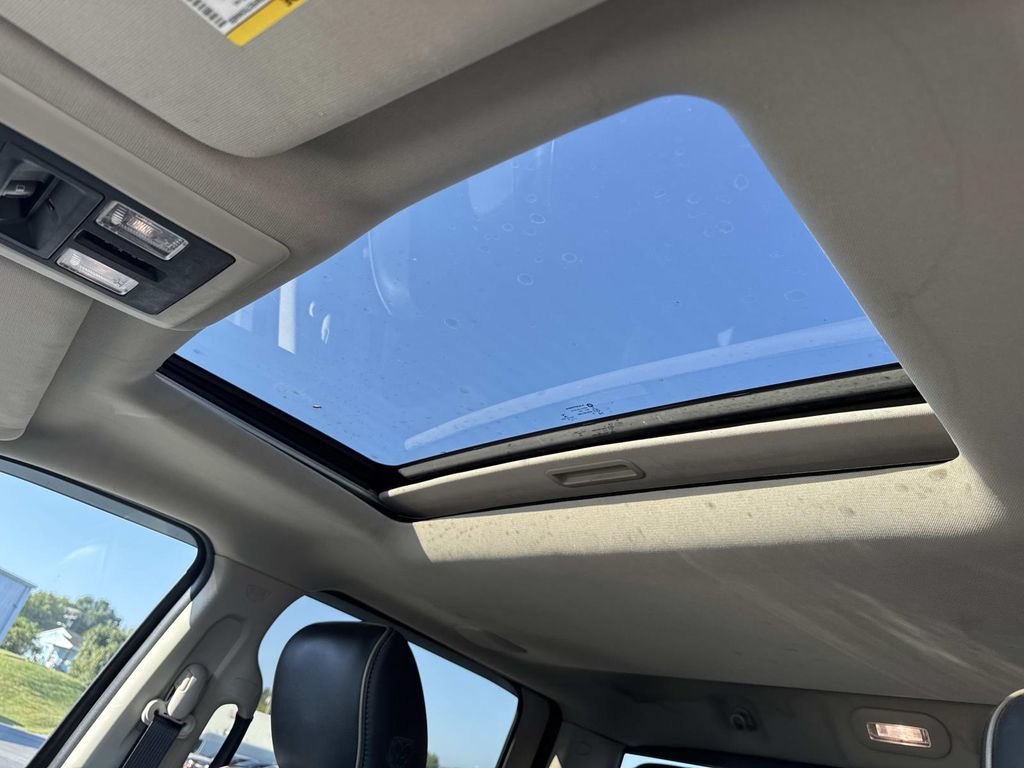 Used 2015 RAM 2500 Limited AWD/4WD image 32
