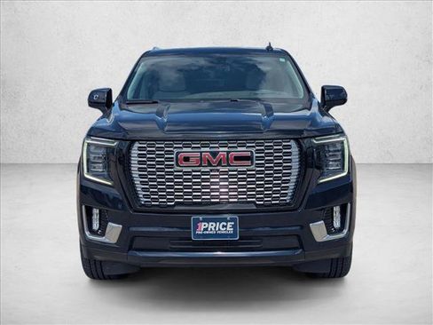 Used 2023 GMC Yukon XL Denali RWD image 2