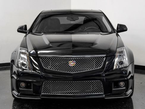 Used 2011 Cadillac CTS V image 6