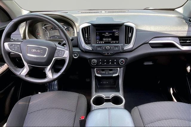 Used 2024 GMC Terrain SLE FWD image 7