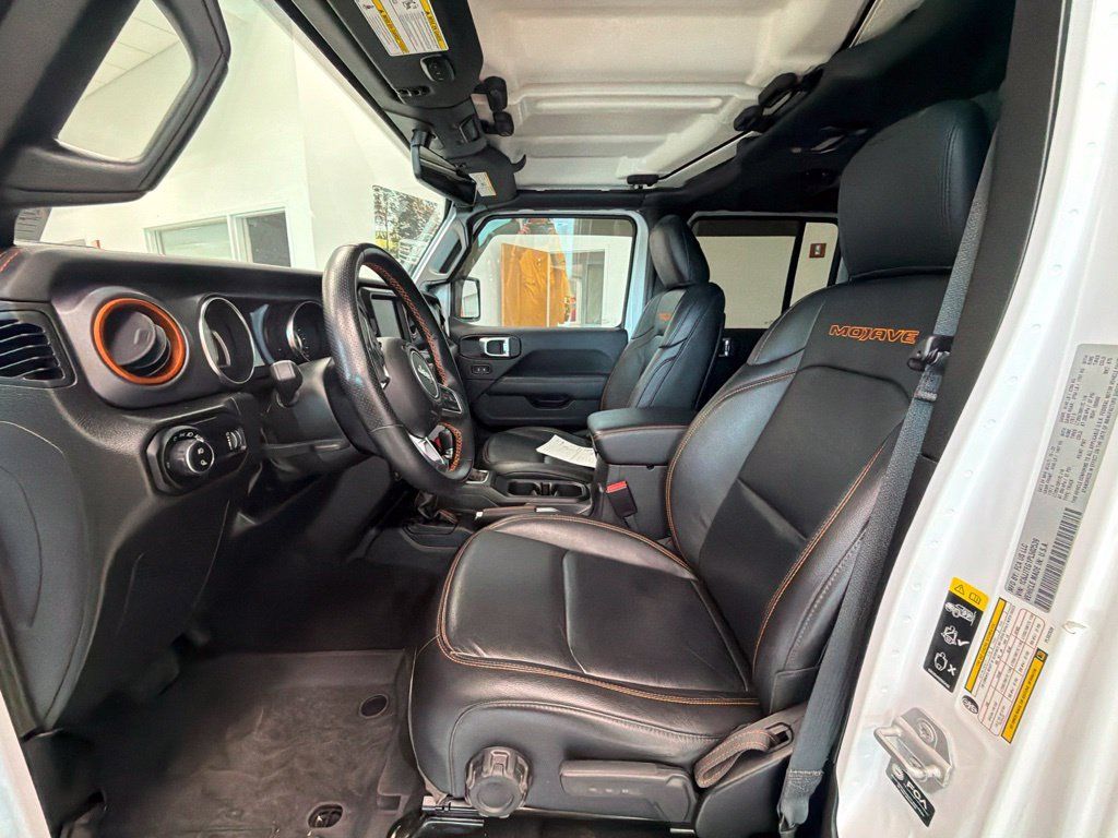 Used 2023 Jeep Gladiator Mojave w/ Trailer Tow Package AWD/4WD image 8
