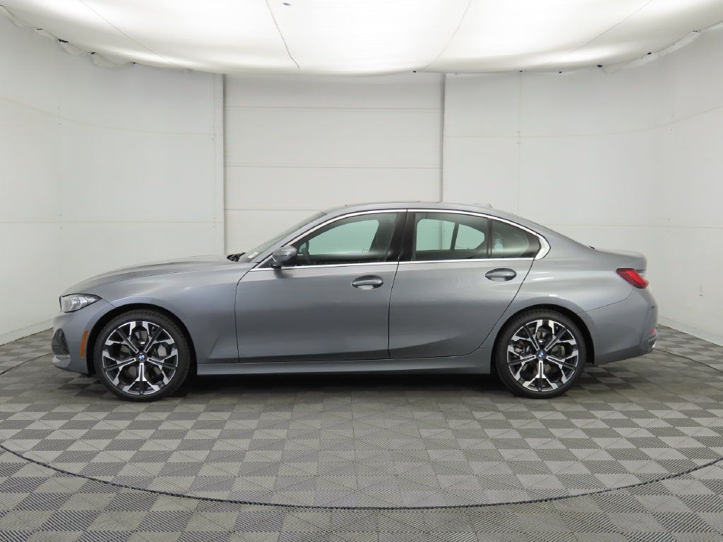 Used 2026 BMW 330i Sedan w/ Convenience Package RWD image 9