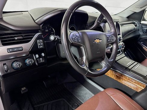 Used 2019 Chevrolet Tahoe Premier w/ Premier Plus Edition AWD/4WD image 9