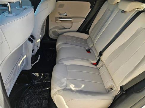 Certified 2025 Mercedes-Benz GLA 250 image 19