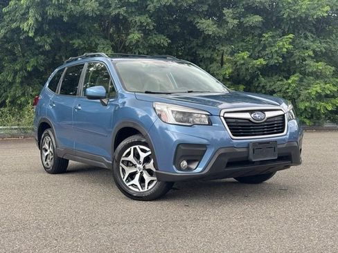Used 2021 Subaru Forester Premium AWD/4WD image 1