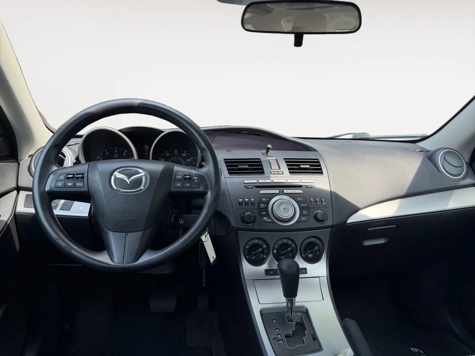 Used 2011 MAZDA MAZDA3 i Touring FWD image 11