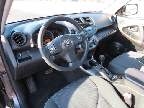 Used 2010 Toyota RAV4 Sport image 26