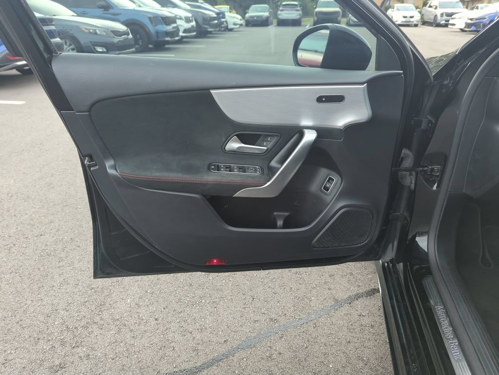 Used 2022 Mercedes-Benz A 220 image 18