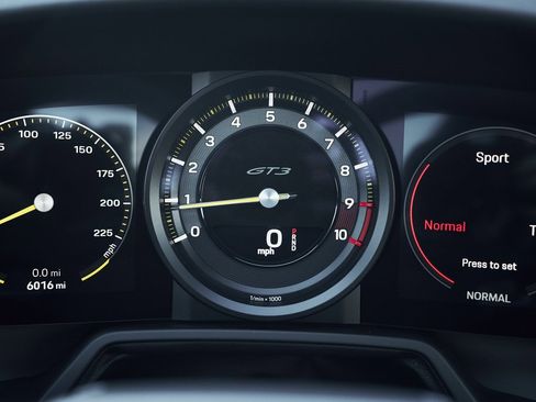 Used 2023 Porsche 911 GT3 image 54